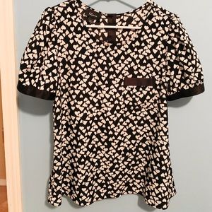 B/W heart blouse